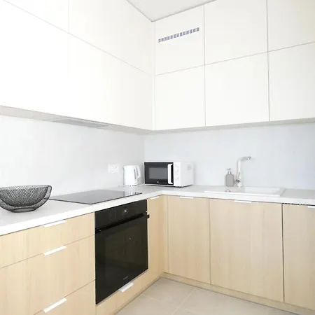 Rentplanet - Przy Dworcu Głównym