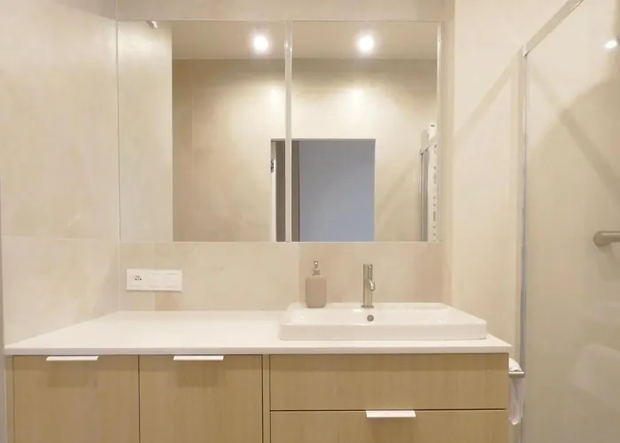 Rentplanet - Przy Dworcu Glownym Apartment